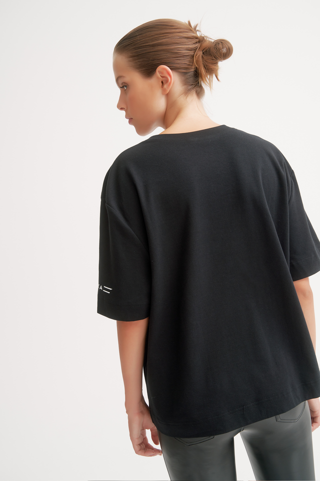 Essential Elbow Length Tee