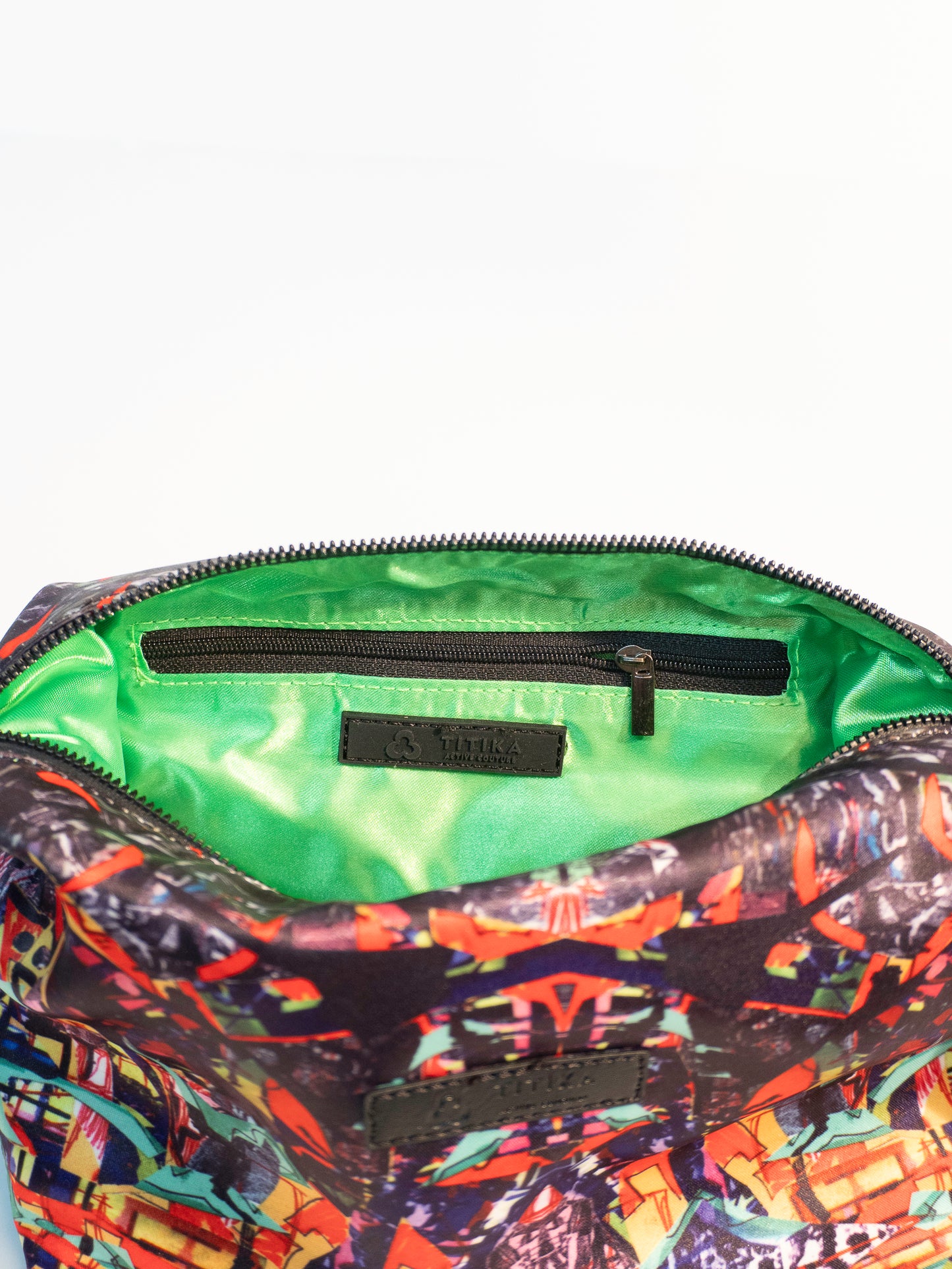 Makeup Bag Graphic ver.
