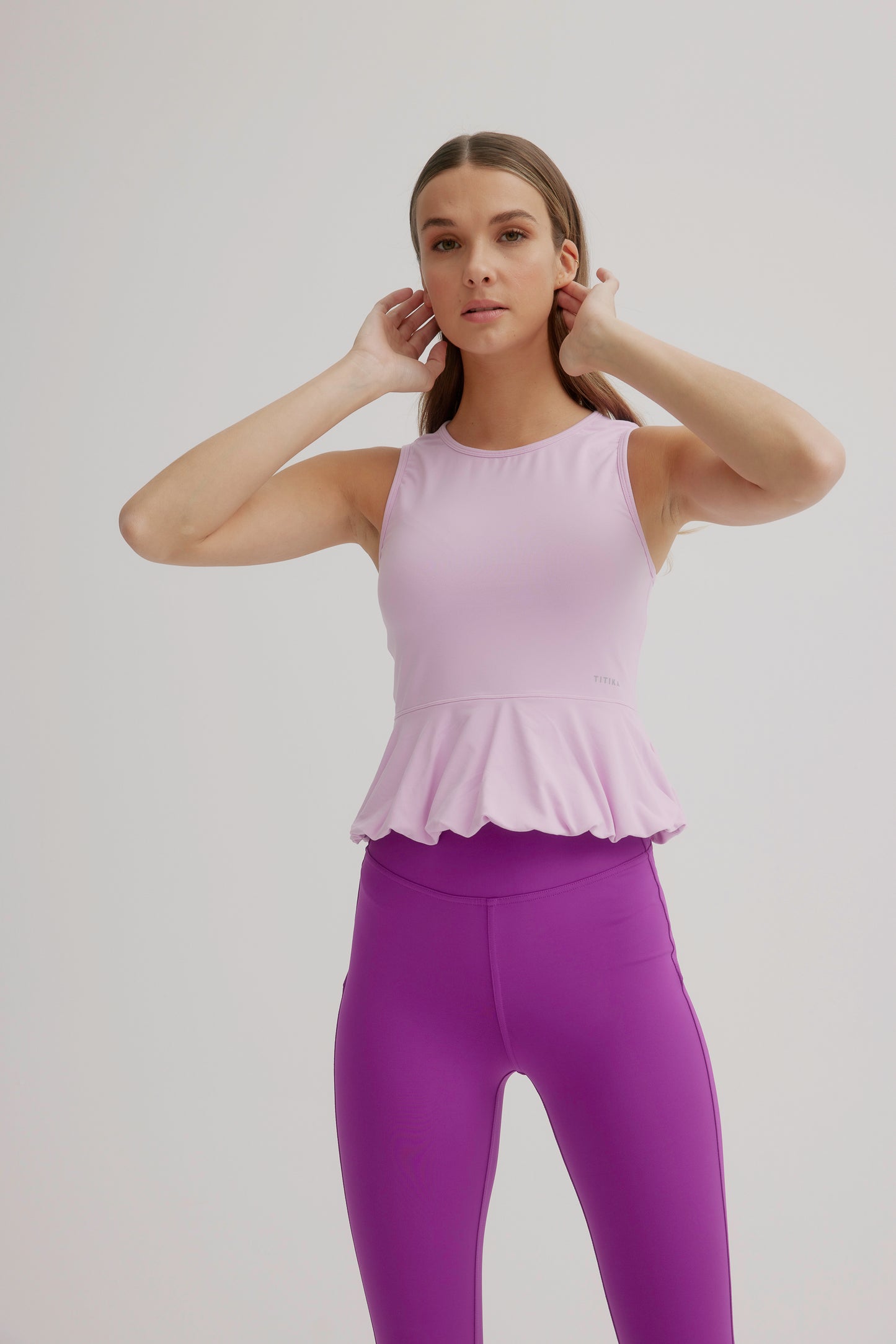 Débardeur à bordure florale