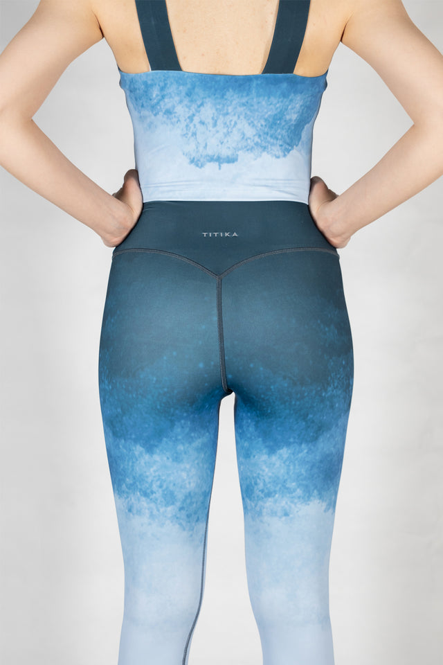 Gymshark Ombre Seamless Leggings - Deep Teal/Ice Blue 2  Active wear  leggings, Waist leggings, Clothes for women