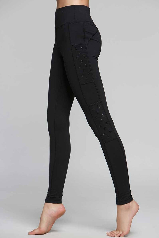 Jhene Crop Leggings – TITIKA Active Couture