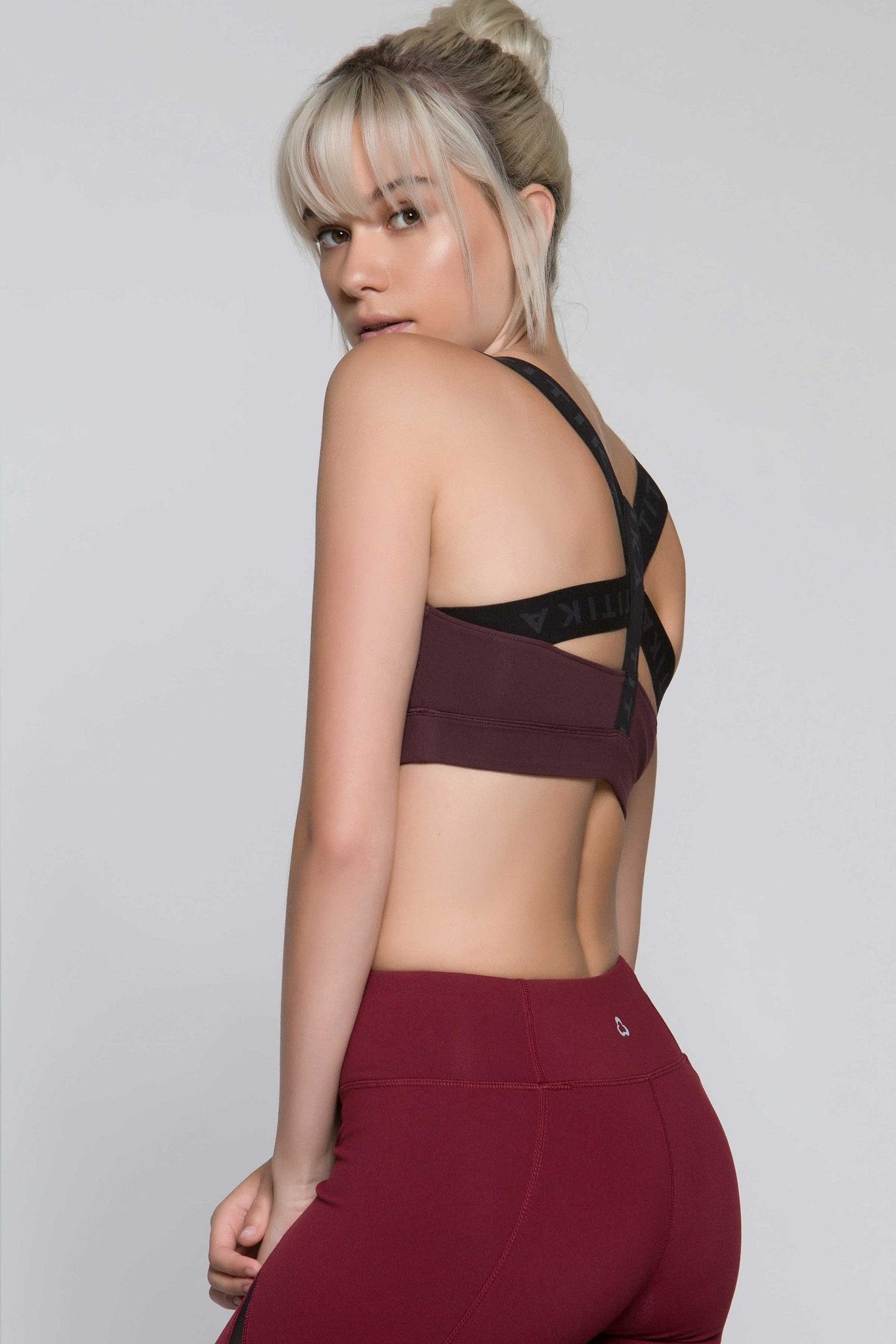 Soutien-gorge découpé à fort impact