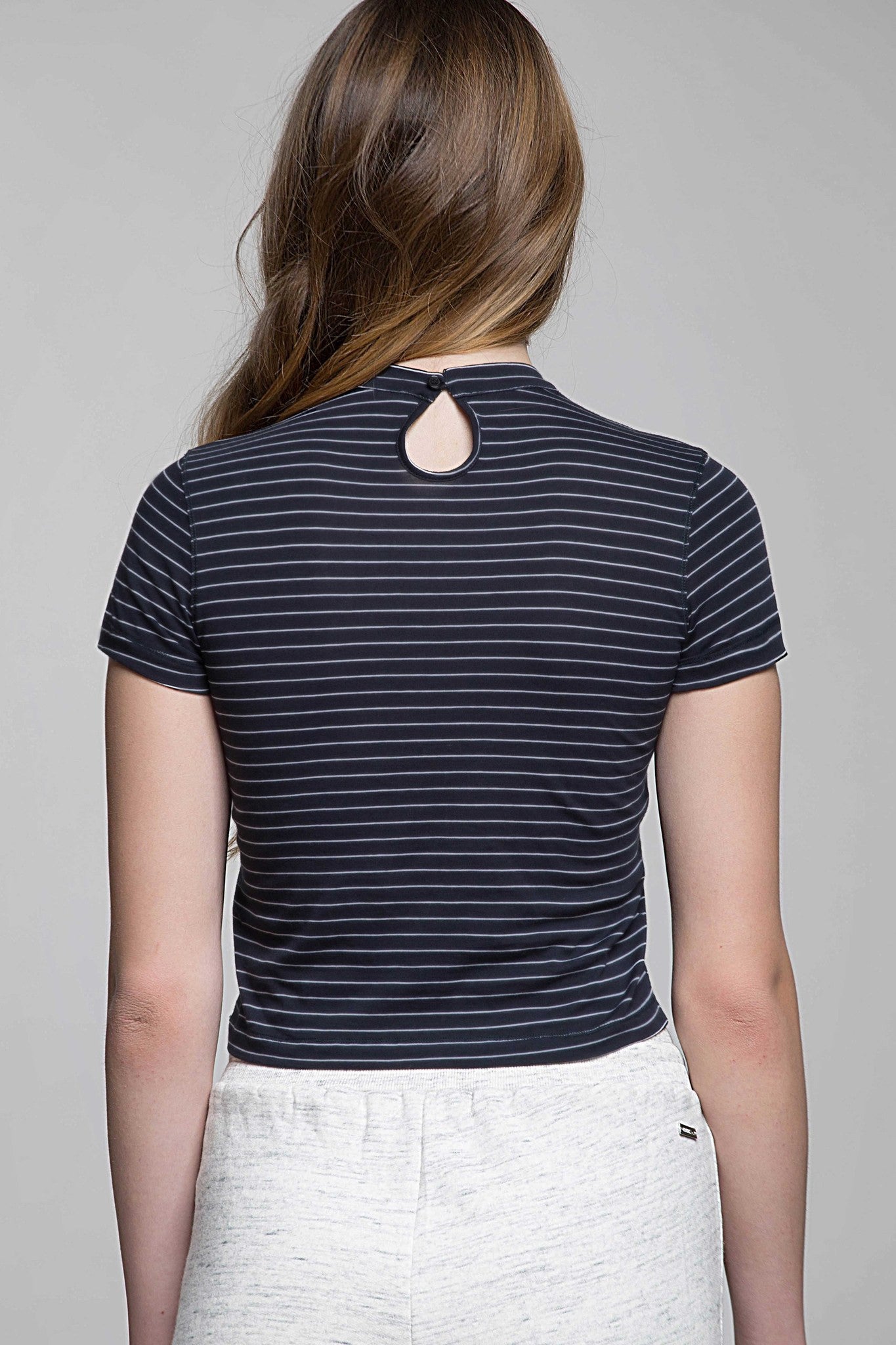 Mariniera Mock Neck Crop Tee