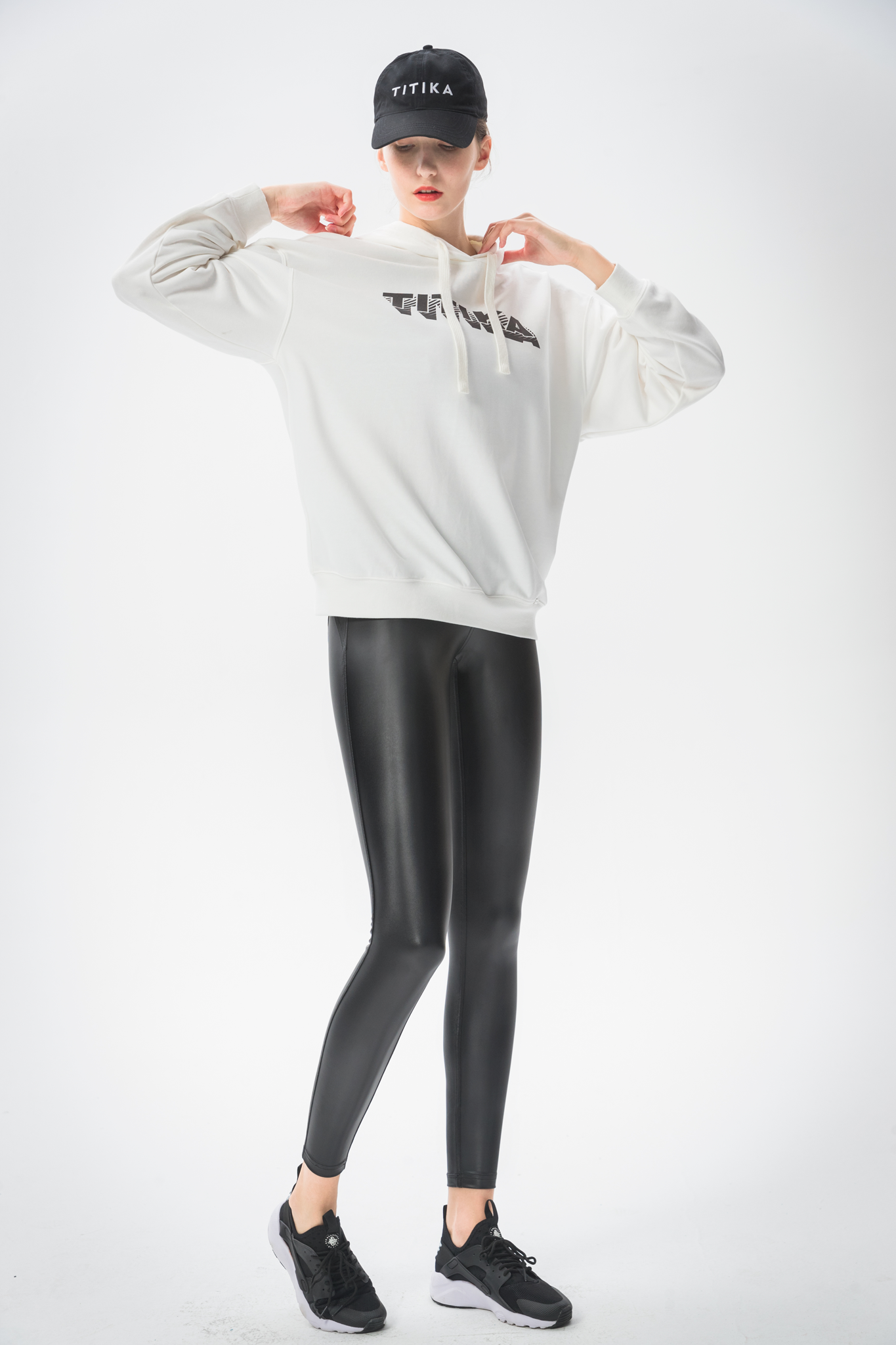 Day 2 Night Leather Finish