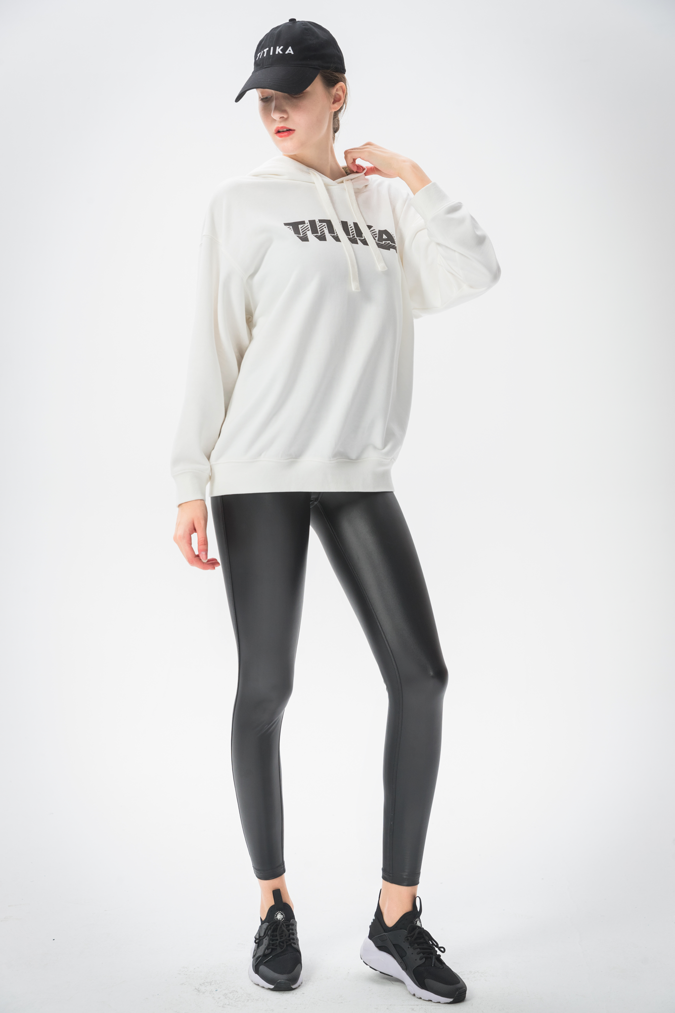 Day 2 Night Leather Finish