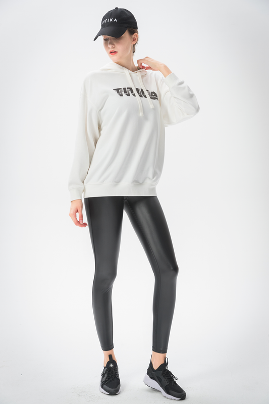 第 2 天 夜间皮革饰面